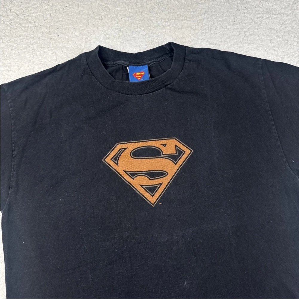 Vintage Superman Logo T Shirt Black 2003 DC‎ Comics Sz Large Y2K Embossed